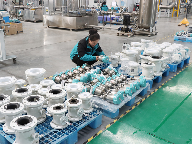 分體電磁流量計(jì)成套 (2) 分體電磁流量計(jì)成套 (2)